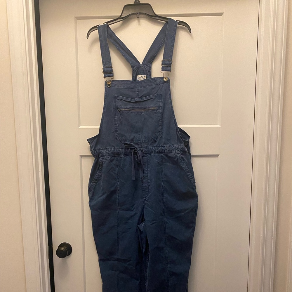 Womens Duluth Trading Co. Size L Regular. Excellent condition.